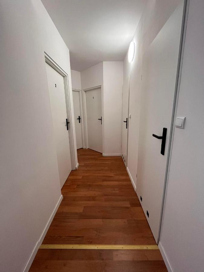 Hostel Woku Świebodzice Εξωτερικό φωτογραφία