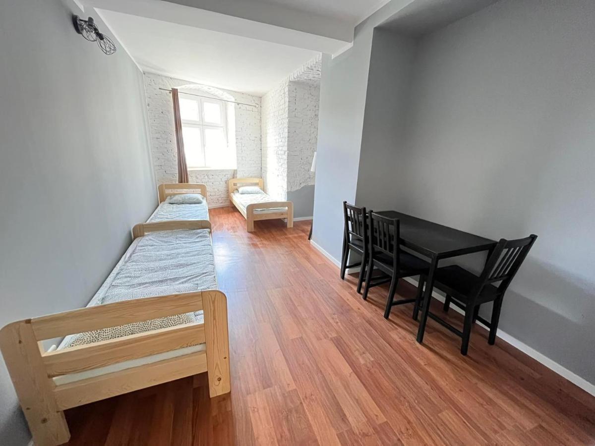 Hostel Woku Świebodzice Εξωτερικό φωτογραφία