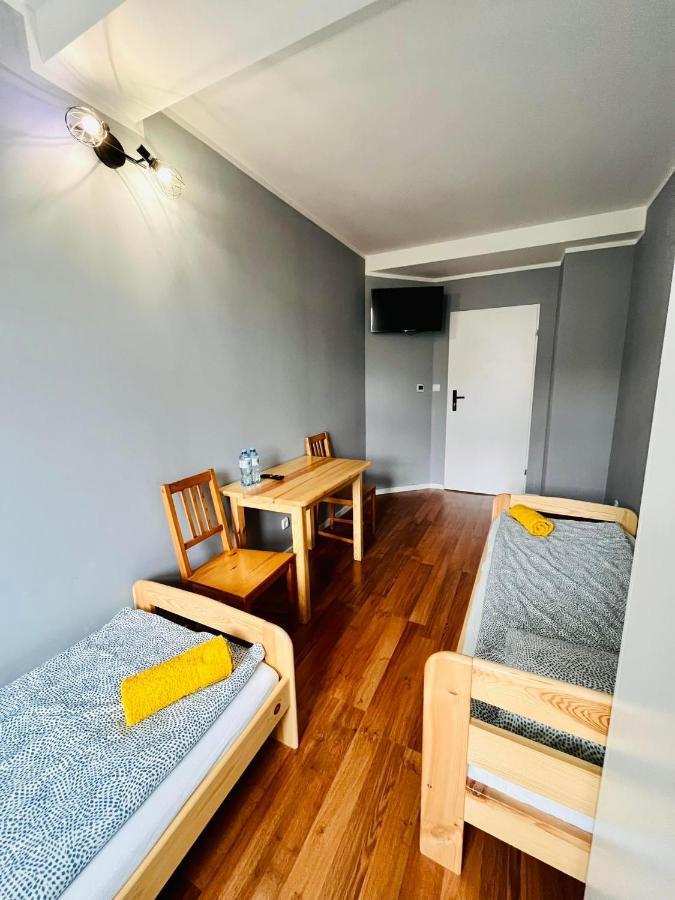 Hostel Woku Świebodzice Εξωτερικό φωτογραφία